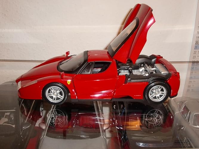 Amazon | Hot Wheels 1:18 Scale Hot Wheels Enzo Ferrari - Red